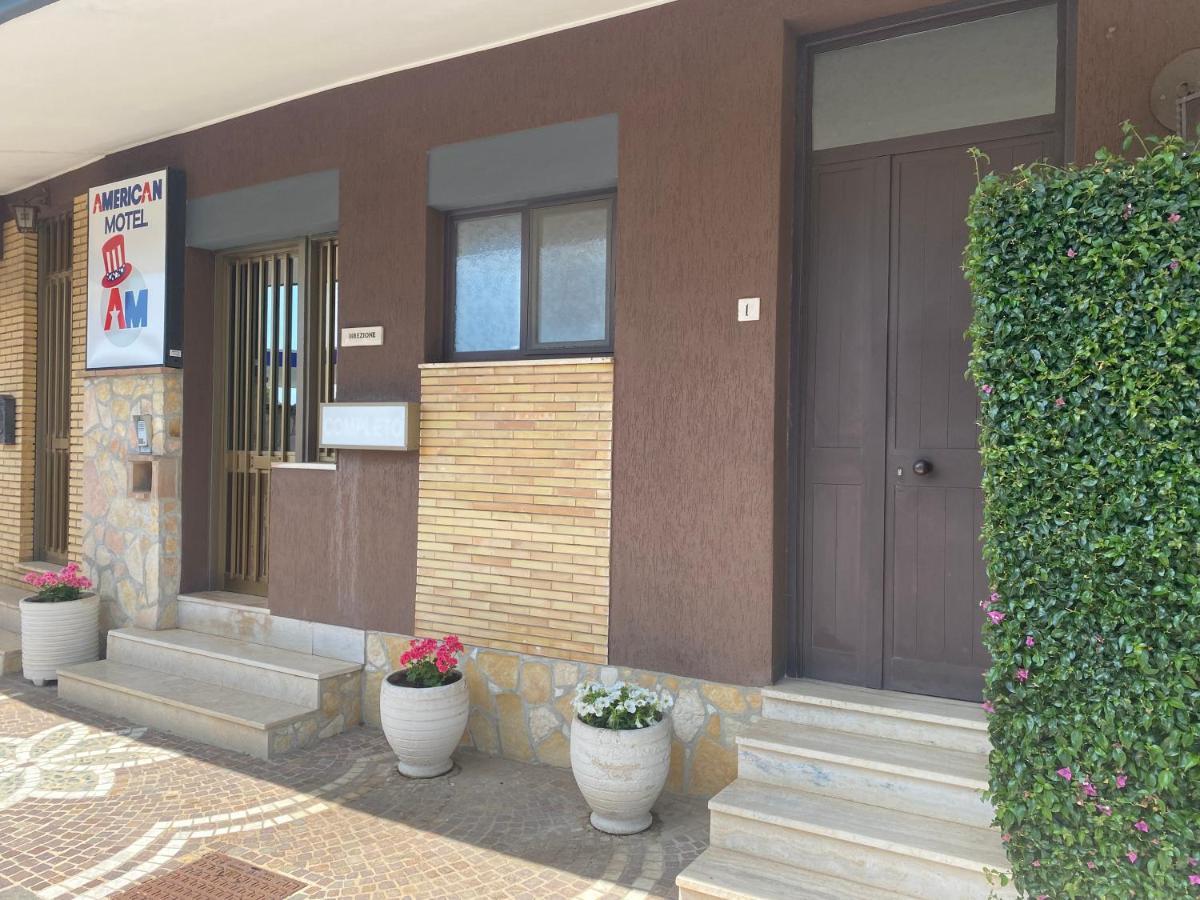 American Motel Cisterna di Latina Dış mekan fotoğraf